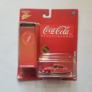 2005 # 8 Johnny Lightning Red Coca-Cola 1:64 Diecast 1963 Citroen Ds Coupe Car